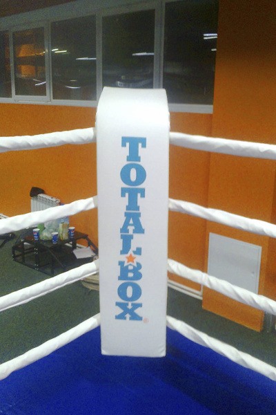 podushka-dlya-bokserskogo-ringa