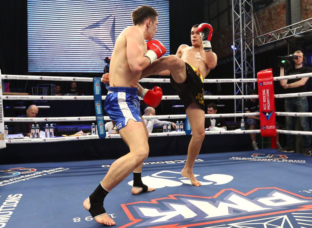 perchatki-TOTALBOX-na-turnire-EXTRA-ROUND-2.jpg
